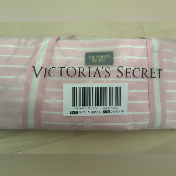 NWT Victoria’s Secret Pink/White Tote - Picture 11 of 11